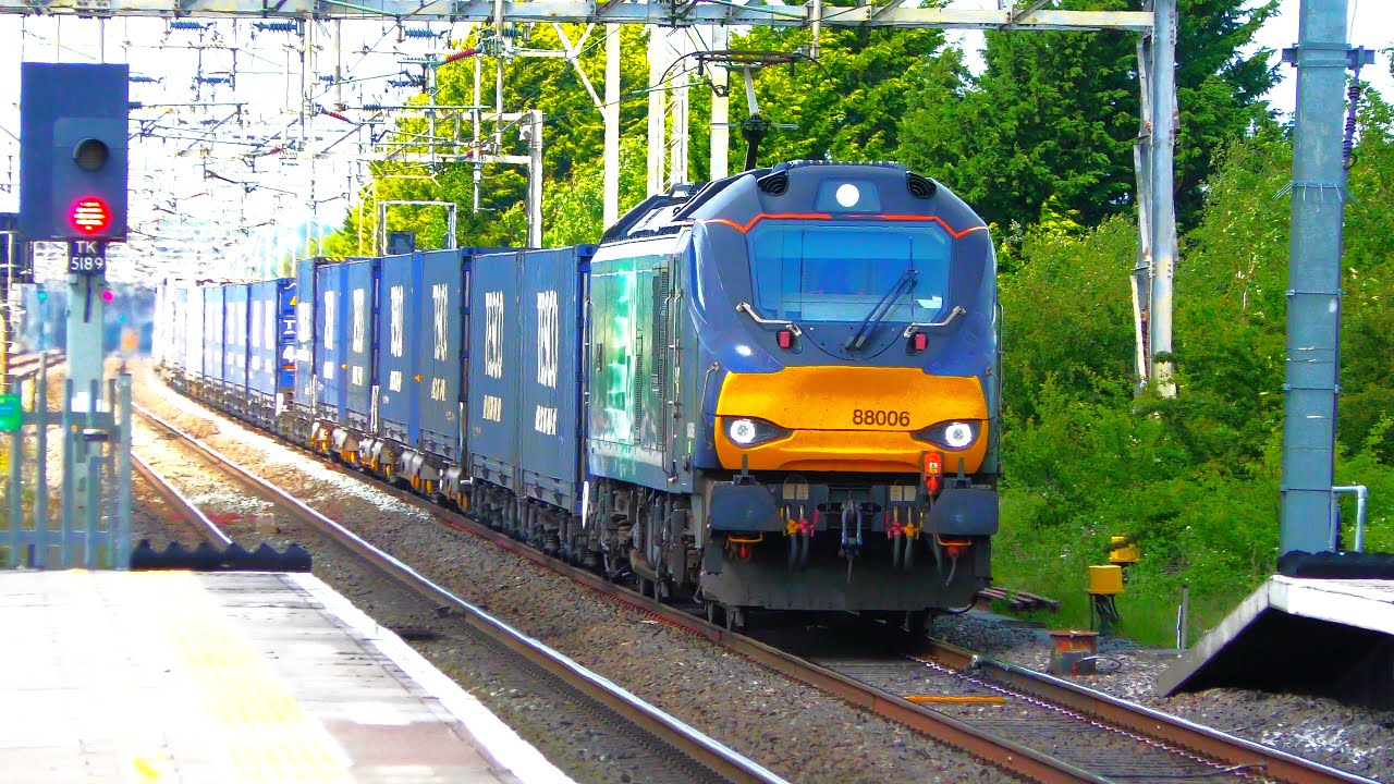 Trains at Cheddington, WCML | 30/05/25