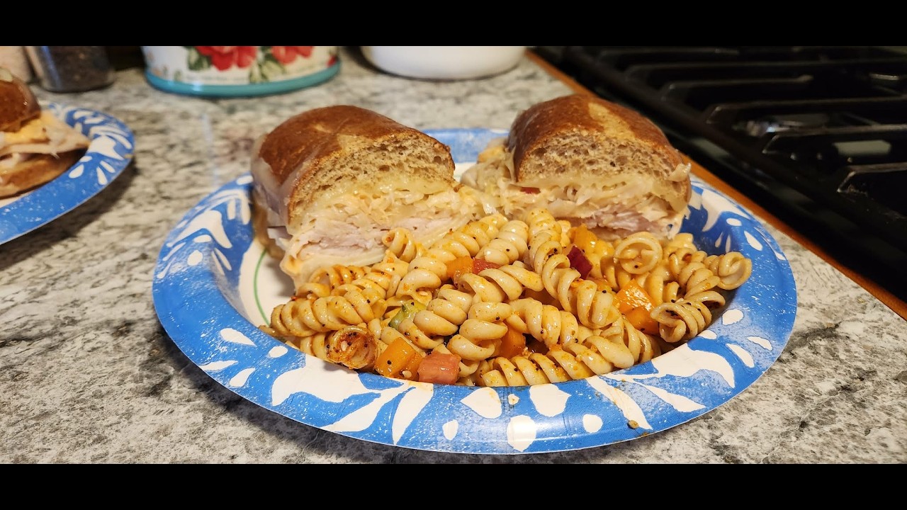 Сэндвич «Рубен» с индейкой #threeriverschallenge #turkey #sandwiches