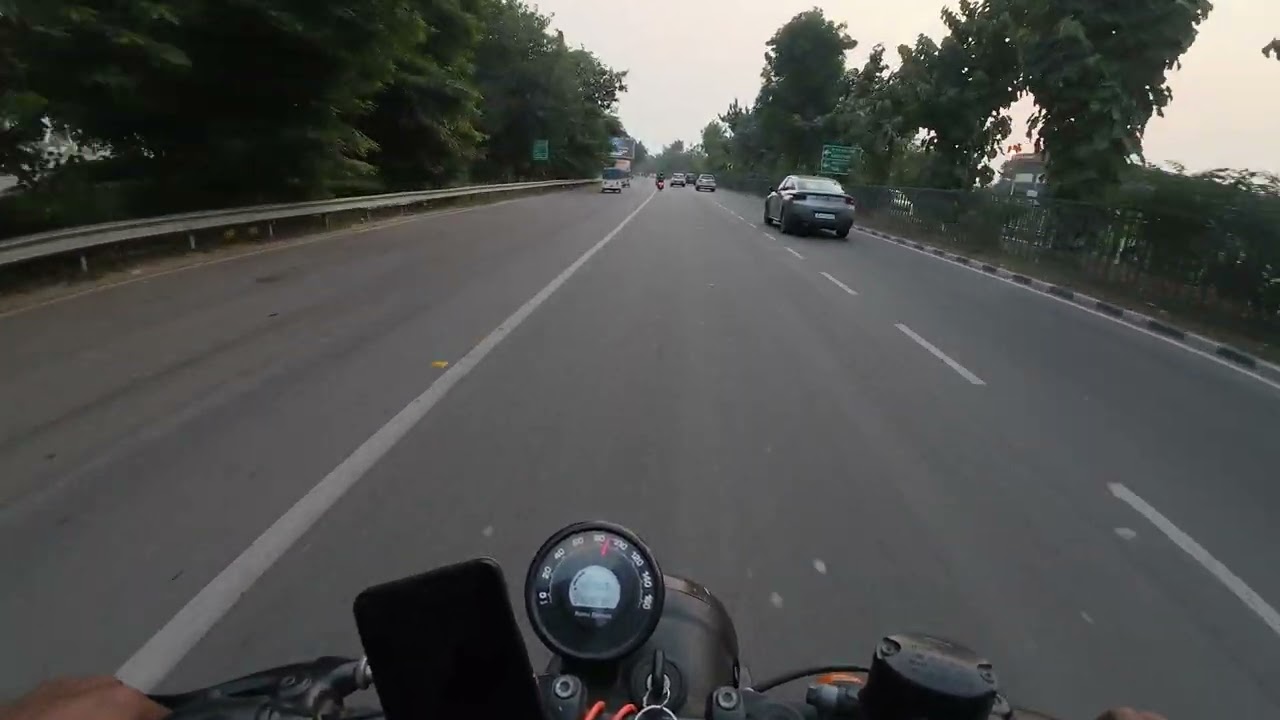 Shahid path road Lucknow 