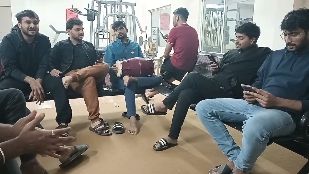 Pyaar humein kis Mode pe le aya... by Ankur dev jain.
