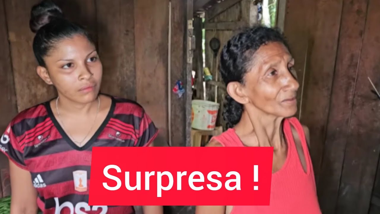Elizeu faz uma surpresa pra dona Bernadete 
