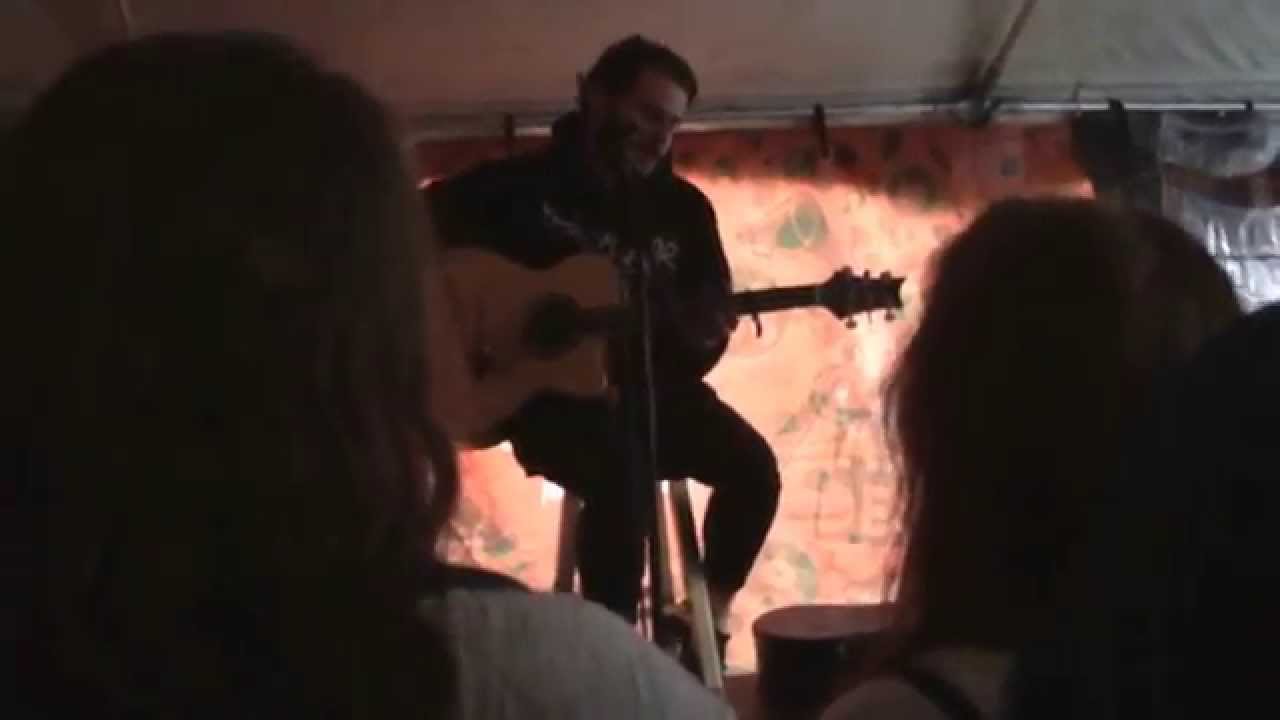 i hope you're missing me // moose blood (acoustic version by eddy brewerton)