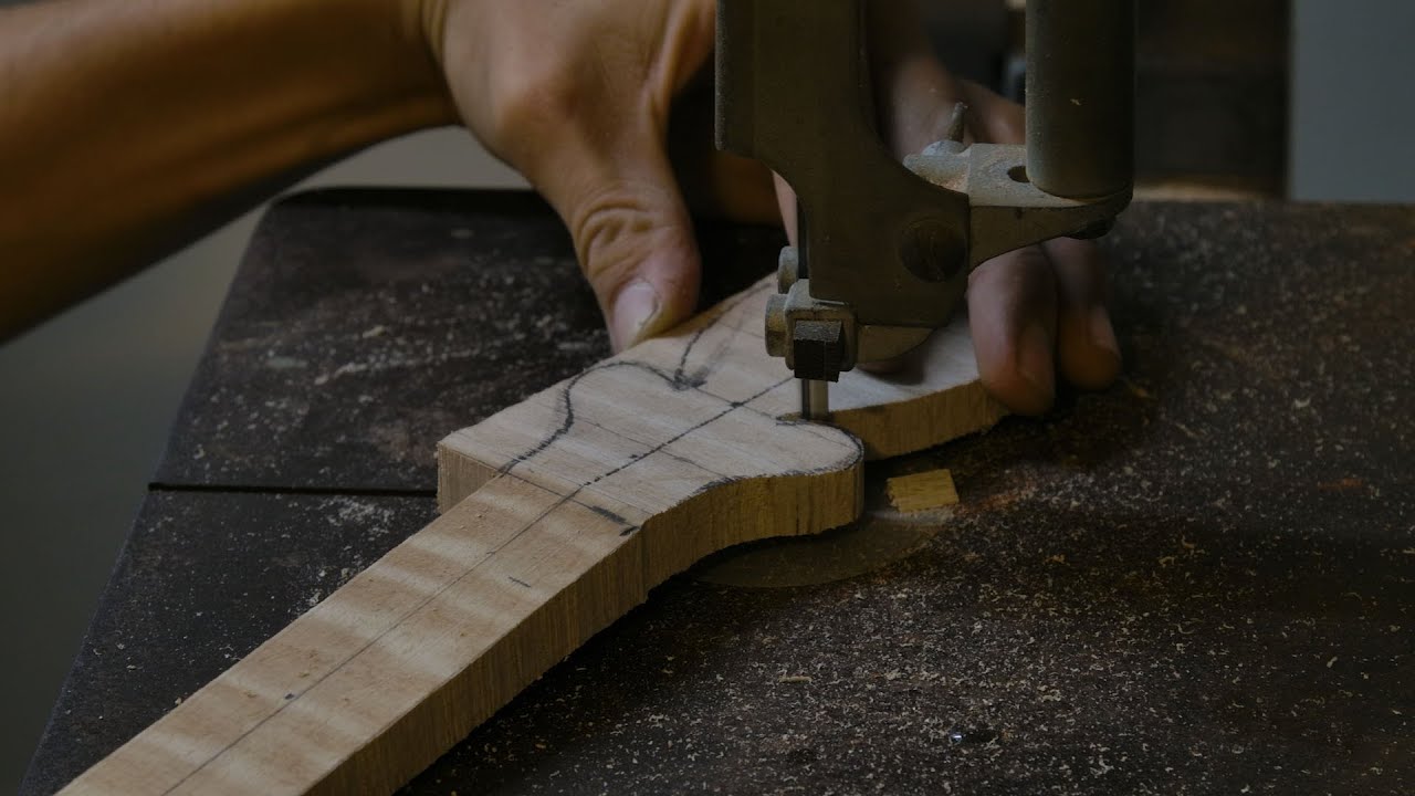 Building a bottle gourd banjo, and hopefully learning from a major mistake