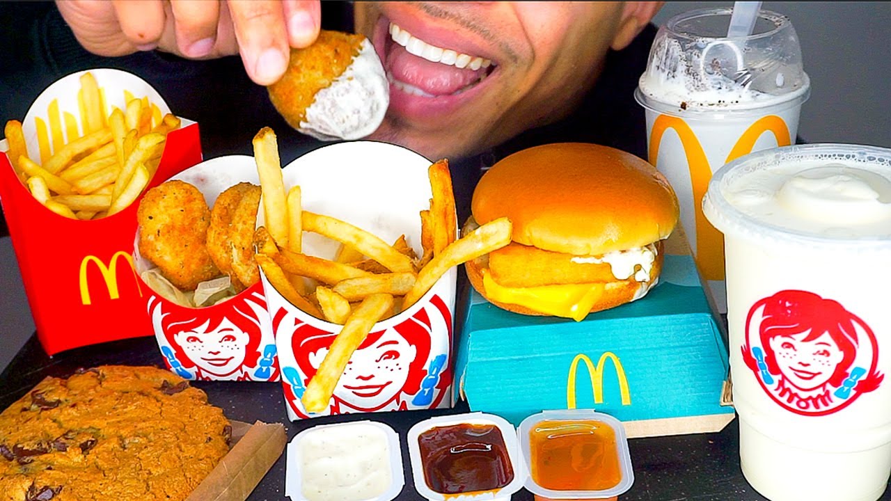 ASMR MCDONALD'S VS WENDY'S MUKBANG EATING CHICKEN NUGGETS FRIES OREO MCFLURRY FROSTY COOKIE SUNDAE