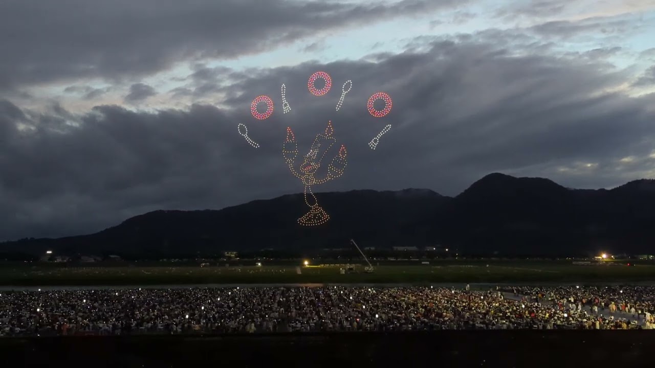 2024　大曲の花火　東京ディズニーリゾート　スペシャルドローンショー　マジック.イン.ジ.エア　magic in the air　フルサイズ