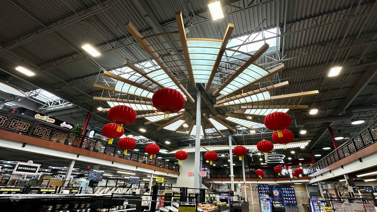 Asia Mall (Eden Prairie, MN) - a mall in a former Gander Mountain