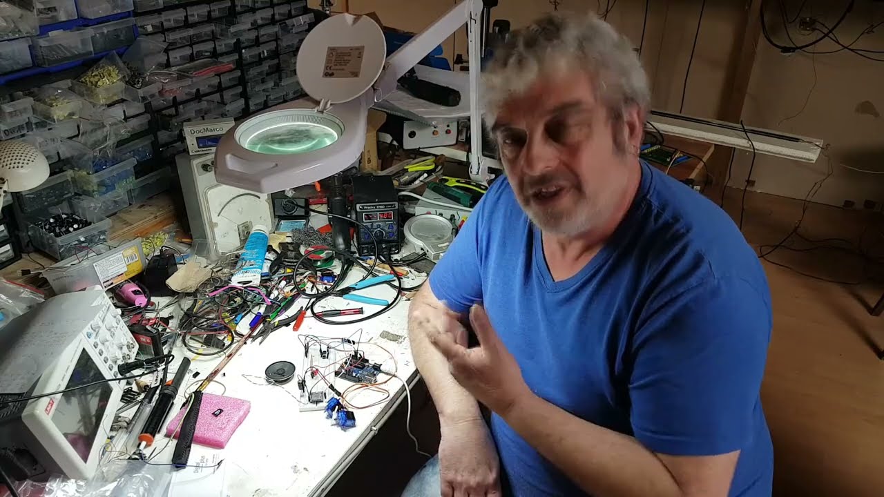 Passage à niveau arduino avec servo, son et feux