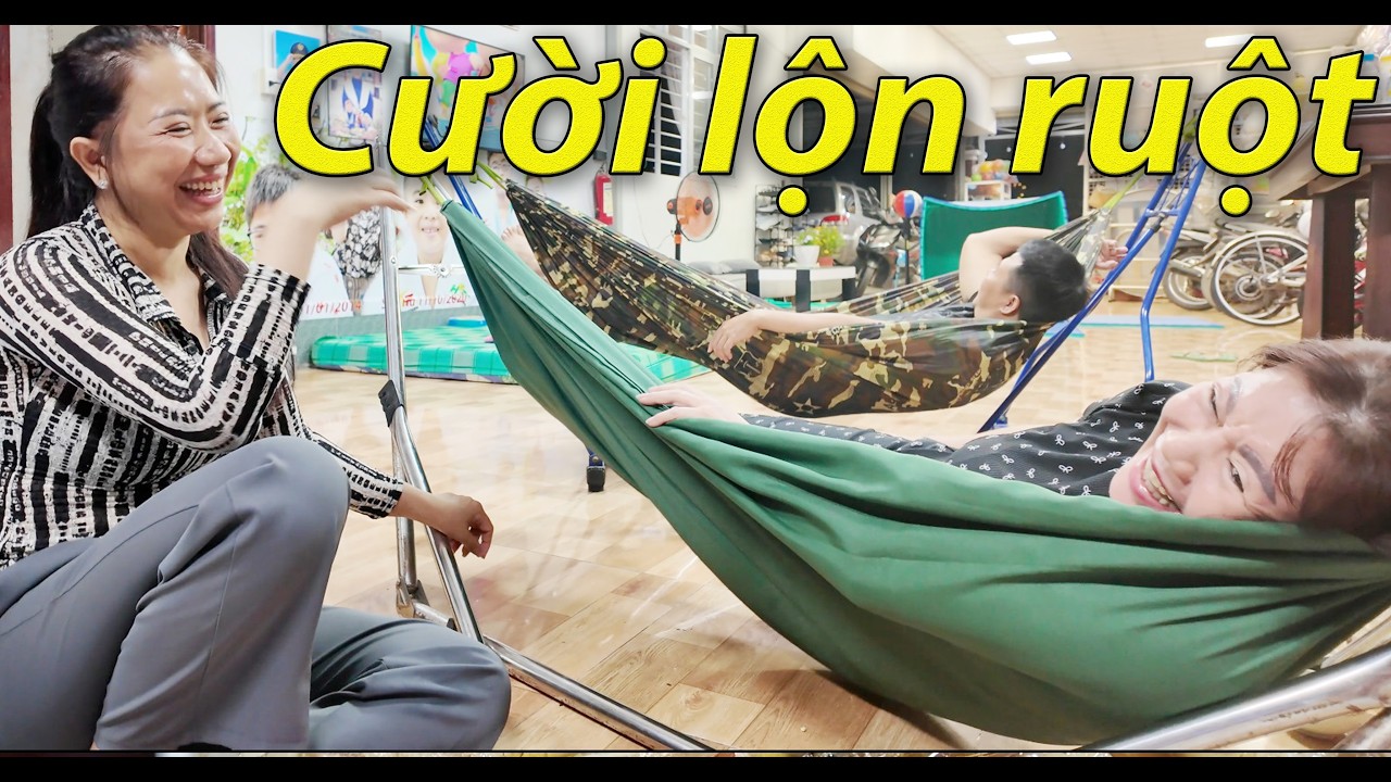 Dì 13 ghé nhà đầu năm kể chuyện cho chị Thẩm nghe cười lộn ruột [Nam Việt]