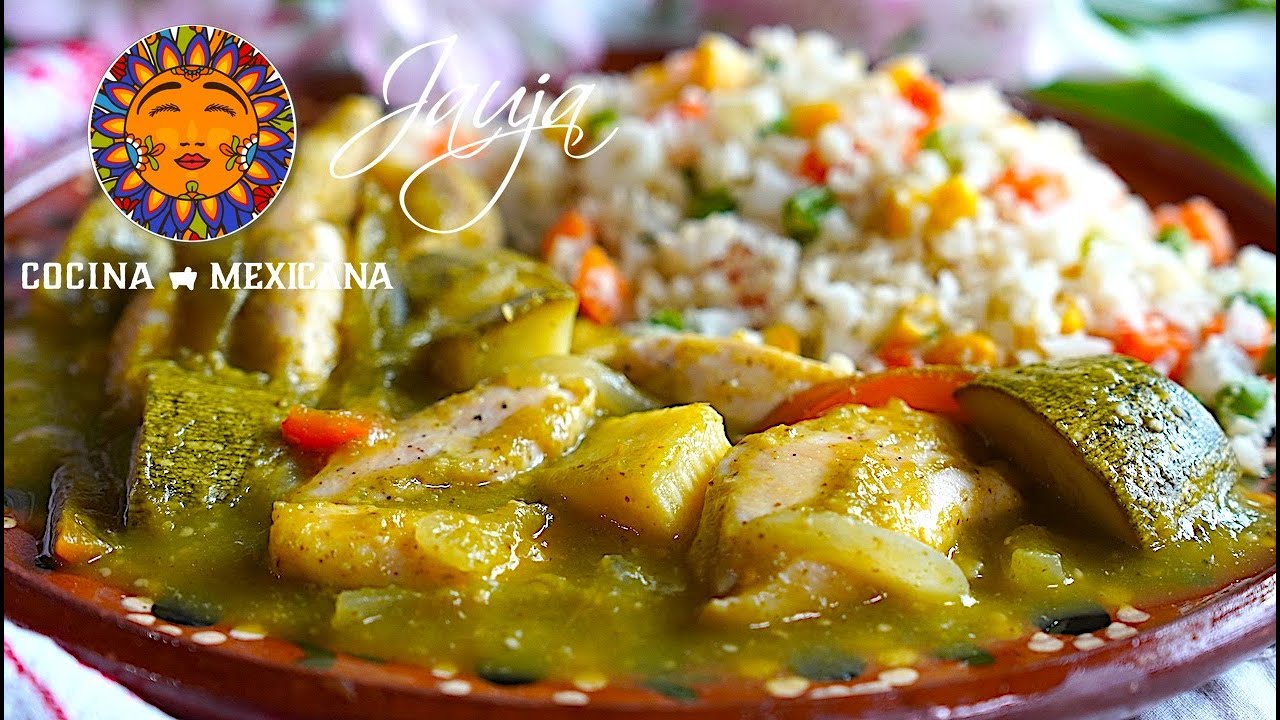 Pollo en Salsa Verde Con Arroz De Coliflor