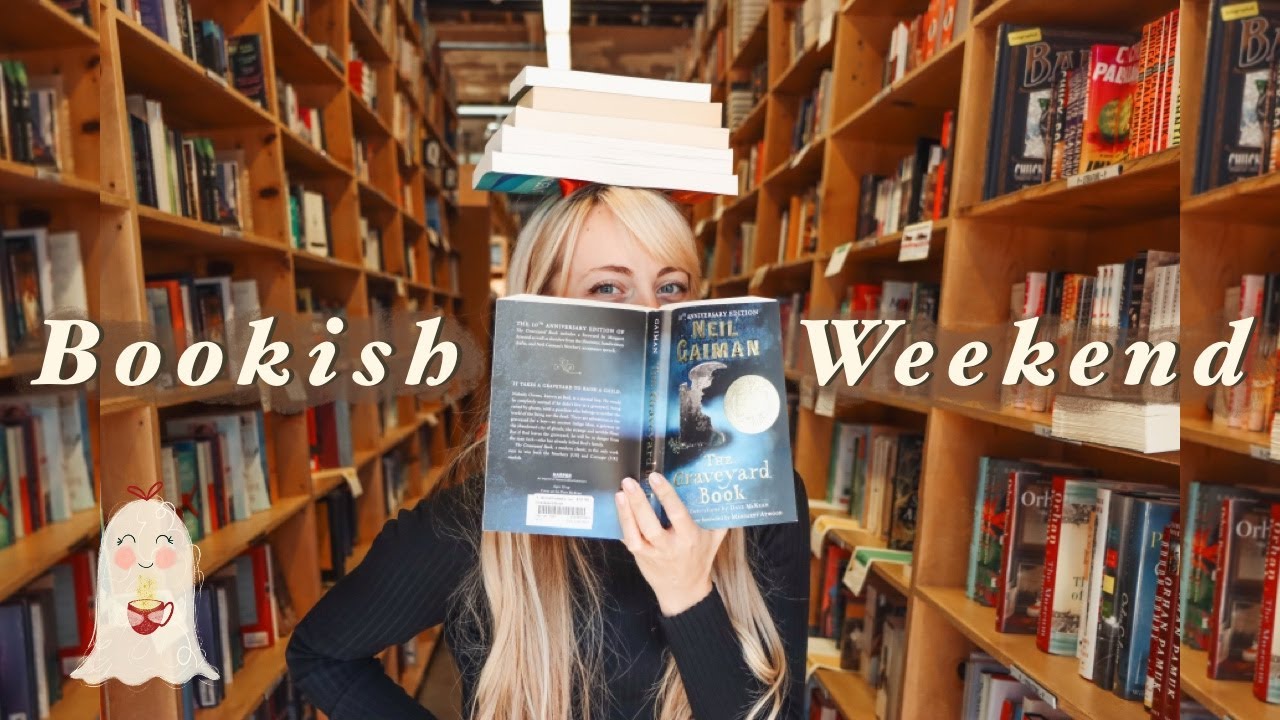 Bookstore Browsing & My New FAVORITE BOOK 📚🍁✨ a very cozy autumn vlog