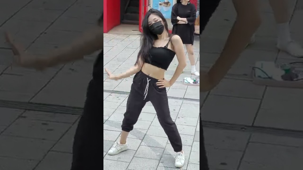 2022.07.24/홍대버스킹/아이즈온미 지우/미쳐