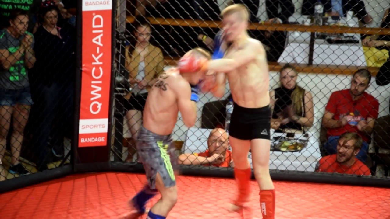Tom&aacute;&scaron; Kač&iacute;rek vs. Jakub Tichota - fin&aacute;le MČR v MMA (MMAA)