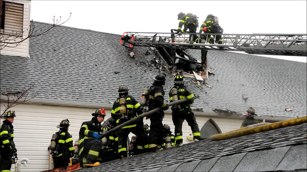 HISTORIC LEVITTOWN CHURCH CATCHES FIRE ON CHRISTMAS MORNING