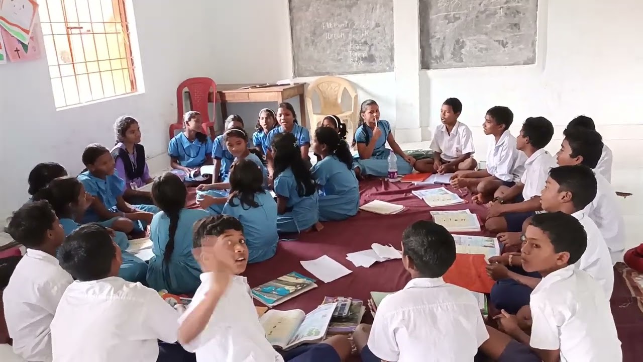 ଟେମ୍ପରାରି କଲୋନୀ ରେ ପିଲା ମାନଙ୍କ ମିଳିତ ସ୍ୱର ରେ ସୁନ୍ଦର ଗୀତ 🫰🥰🤗😊#chitrakonda #malkangiri #youtubeshorts 