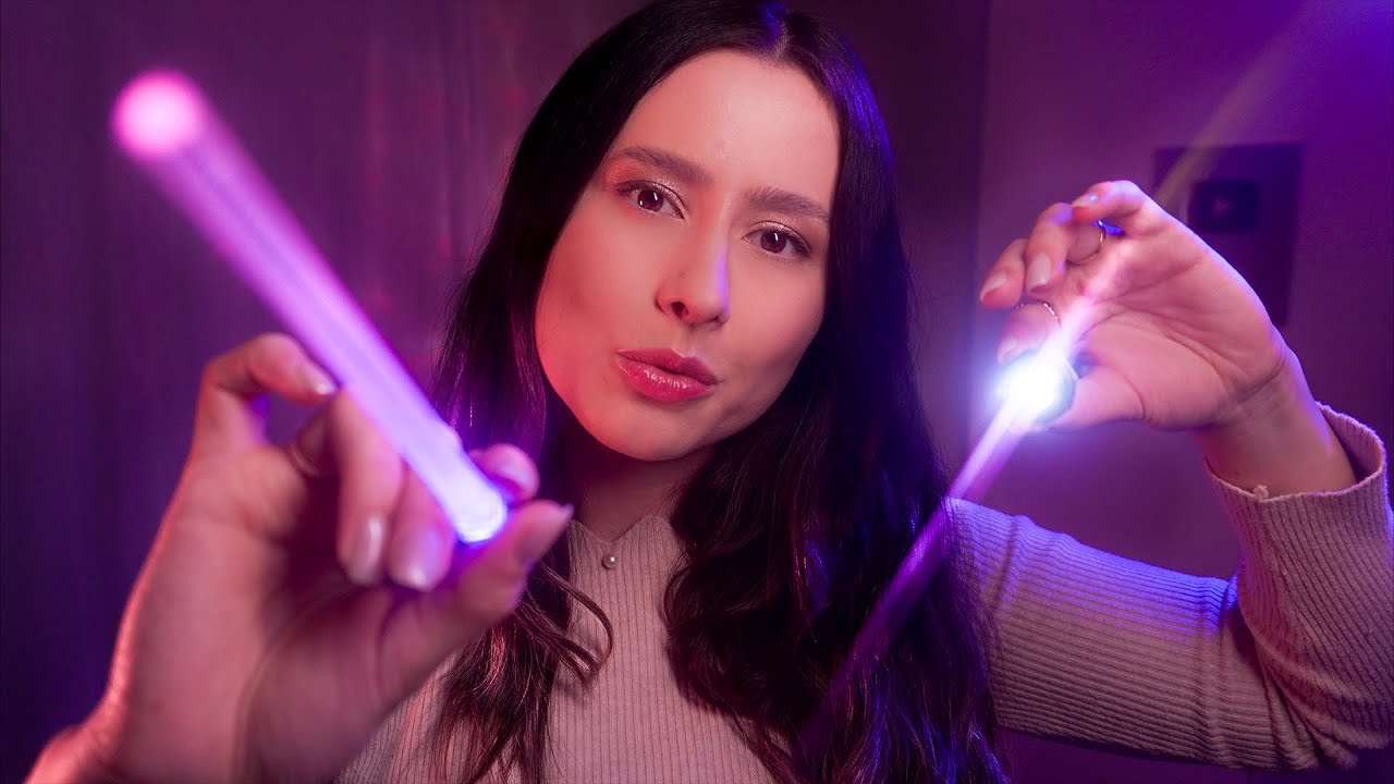 ASMR Slow light triggers for a deep sleep 🌧 follow the light, scanning, flashlight, mouth sounds