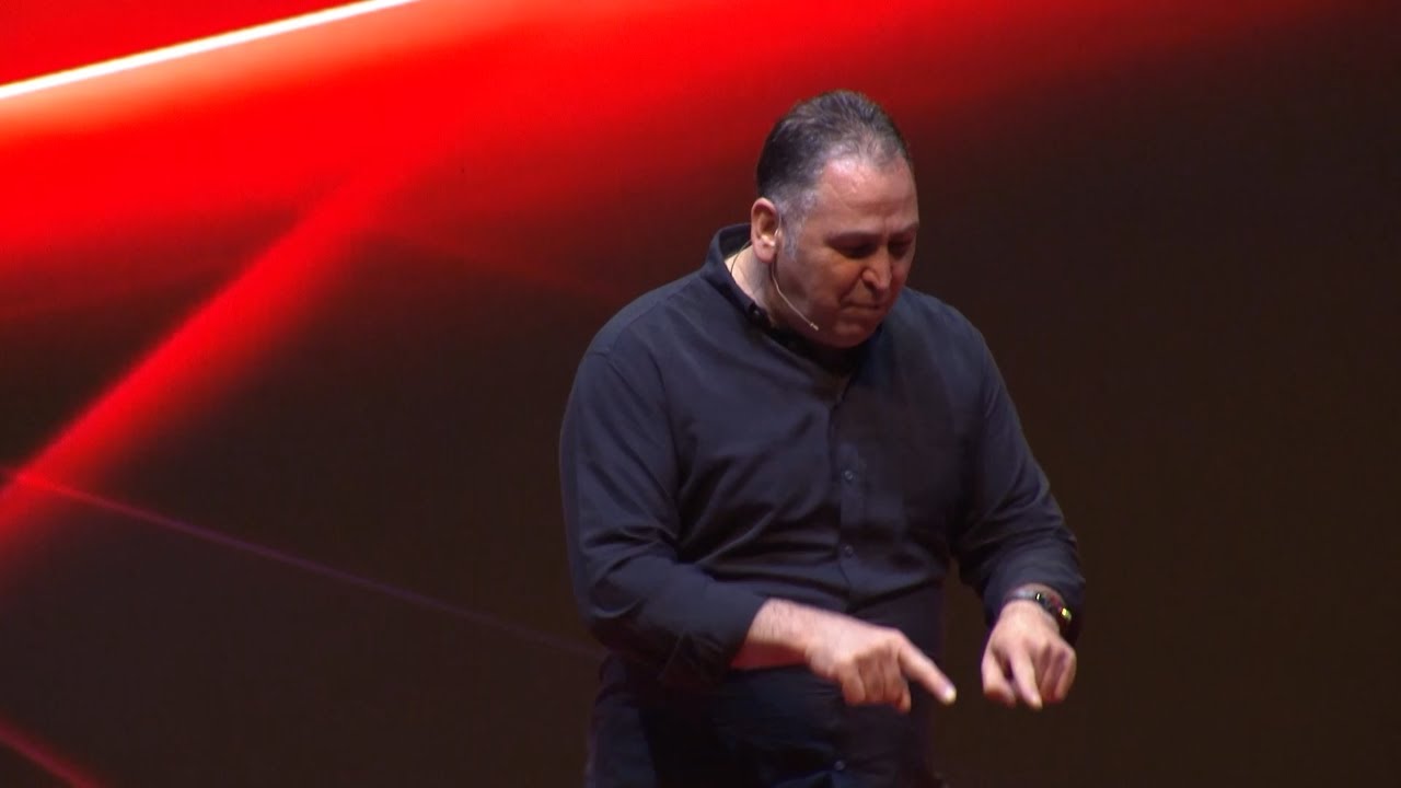 Gelecek Avuçlarınızda | Hasan Yıldız | TEDxHacettepeUniversity