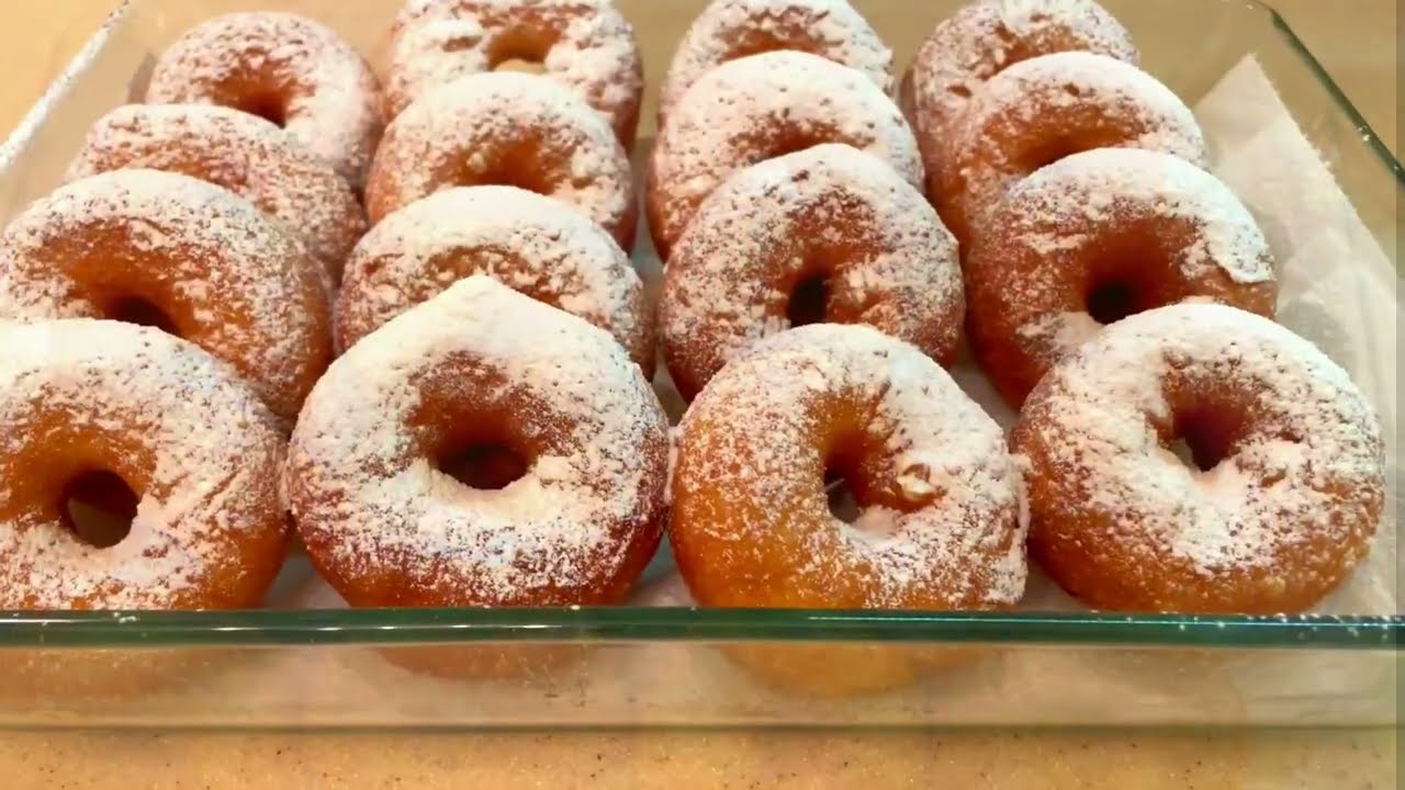 Дрожжевые пончики на молоке. Пышные как пух. Легкий рецепт.