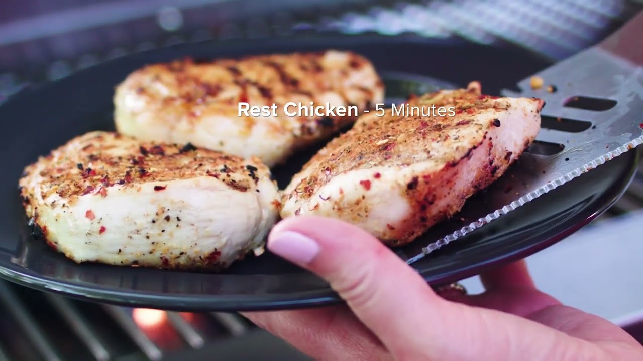Weber® Kick 'n Chicken Club Sandwich