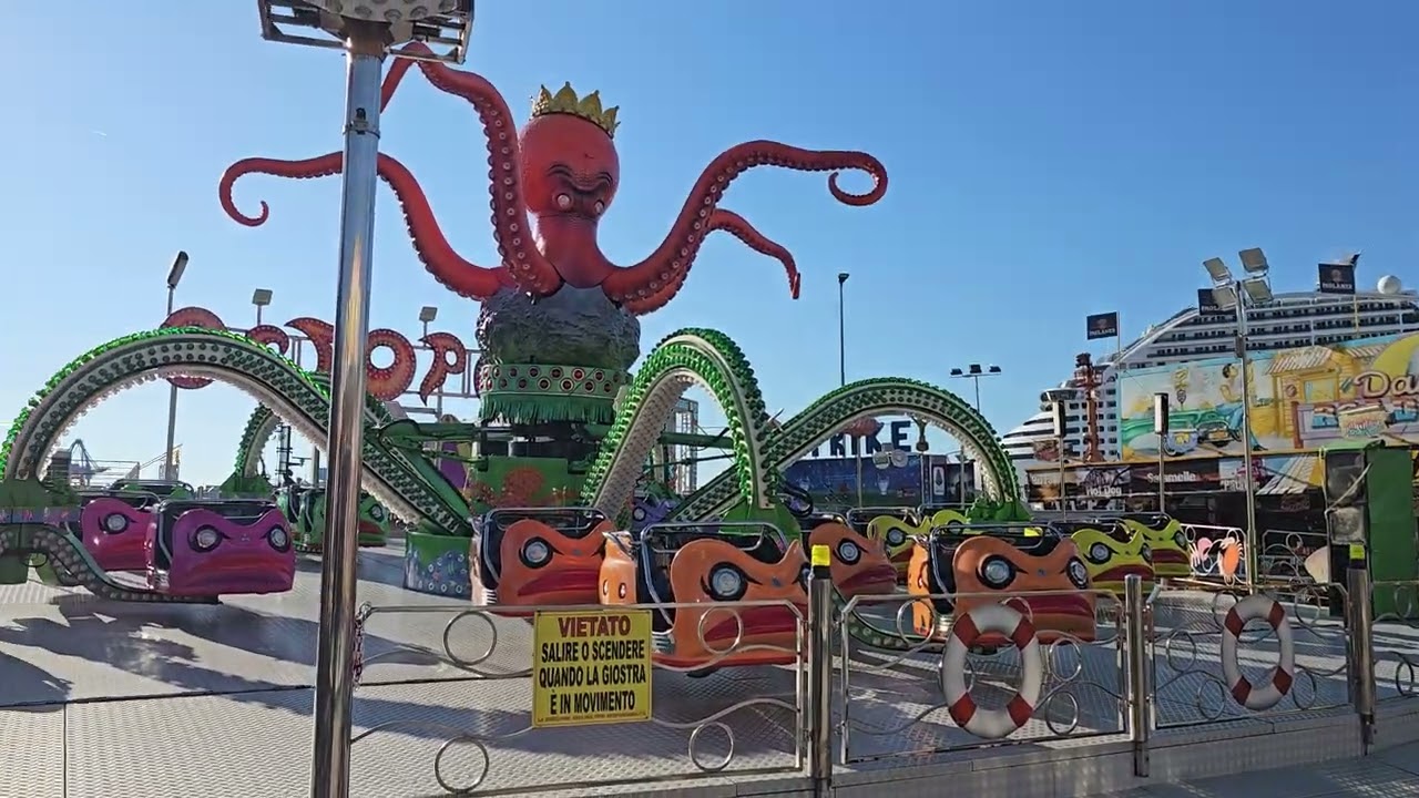 A walk through of a Carnival in Genoa,Italy