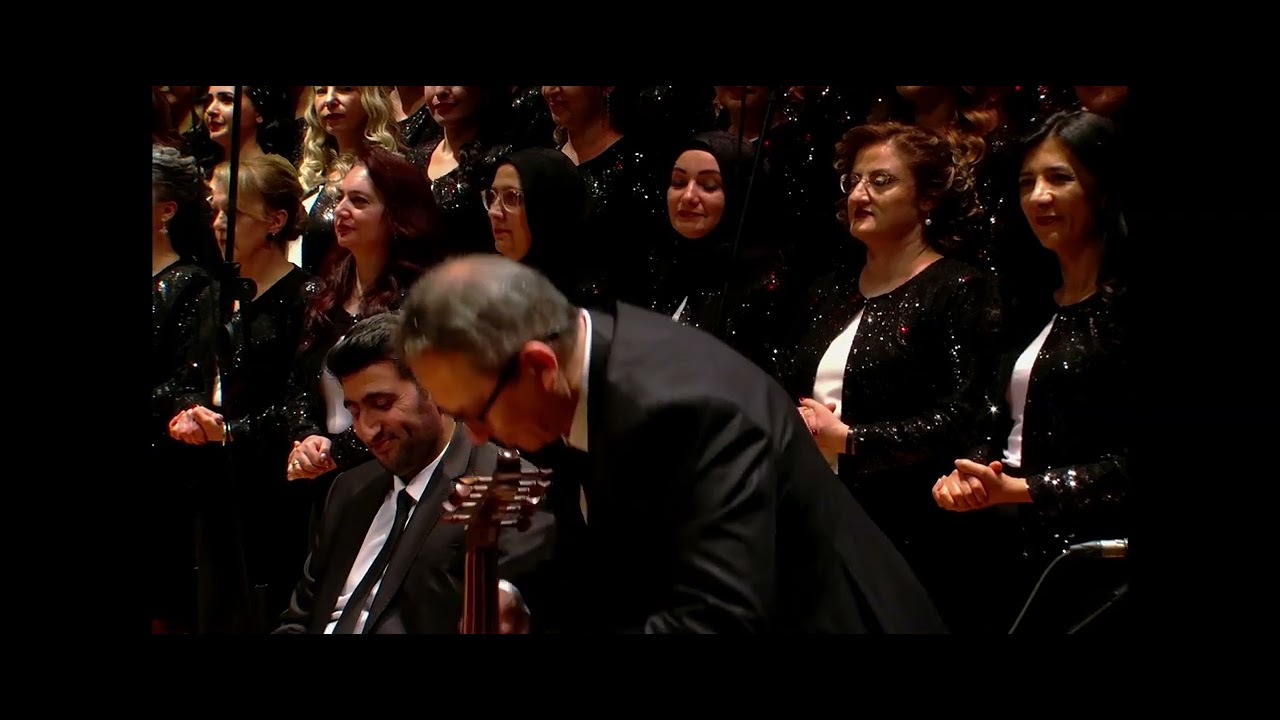 Birinci Bölüm - Koro ve Sololar (Çalsın Sazlar Bu Gece 2)