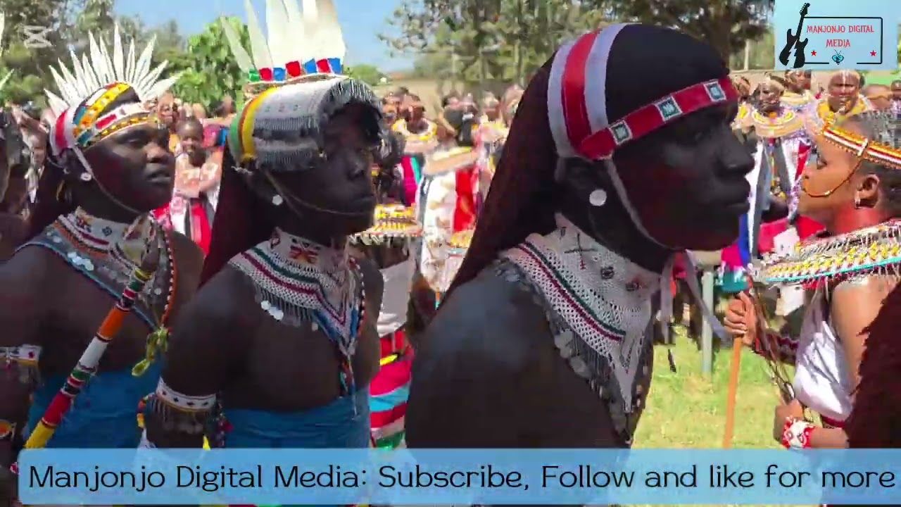 Samburu Morans and ladies shows their dancing moves.