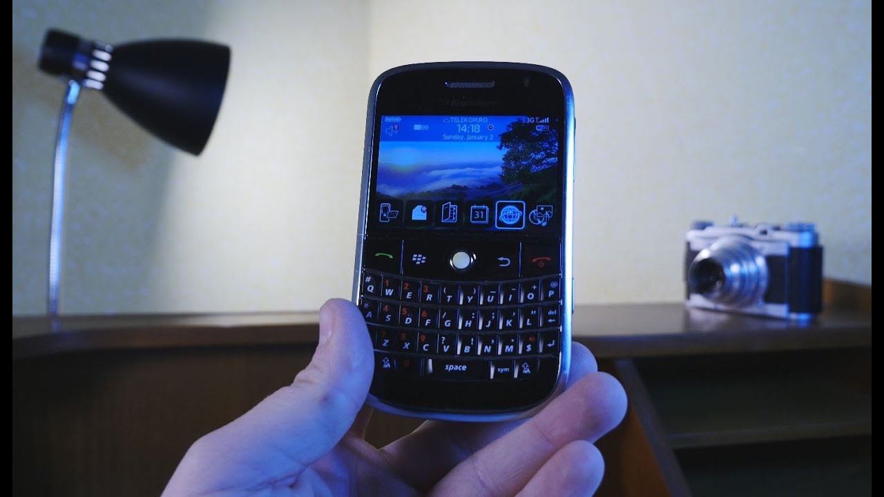I got this BlackBerry 9000 Bold for 3 EUROS!