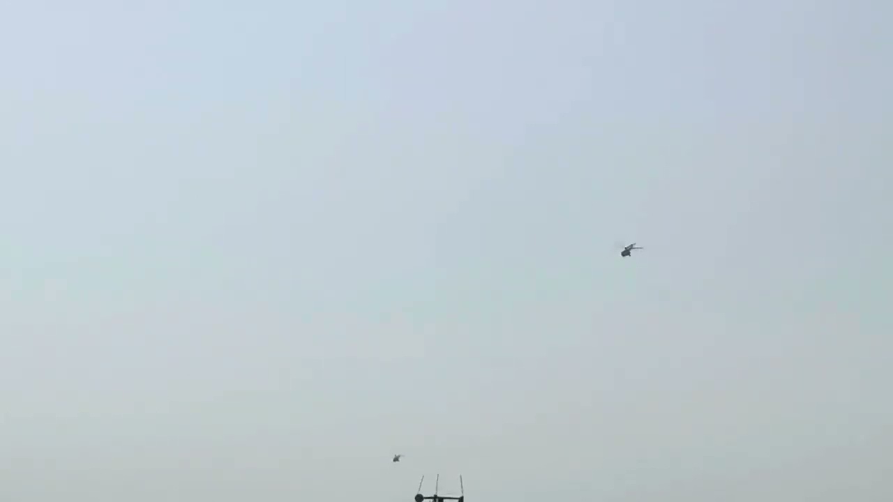 Modi ji helicopter going for UP international trade show at greater noida#modi #pmmodi 