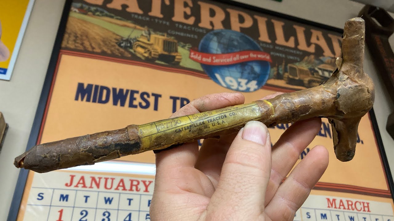 What's Under All This Cosmoline??? NOS Caterpillar Mystery Tool Unwrapping & Surprise!
