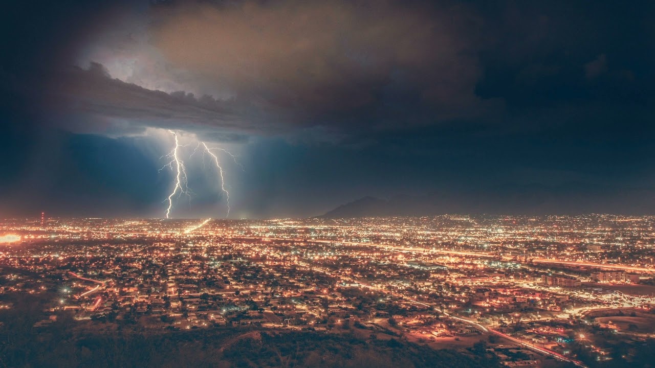 Cobra-Thunderstorm