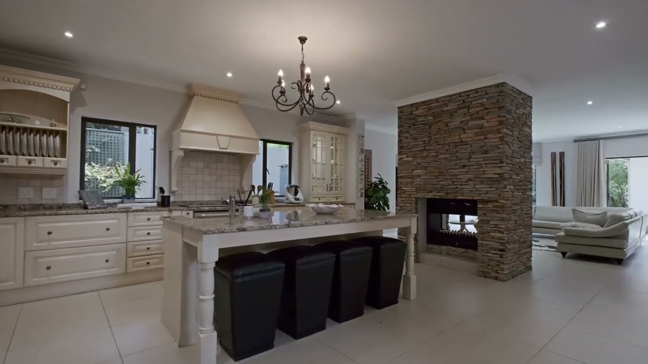 4 Bedroom Freehold For Sale in Thornhill Estate, Edenvale