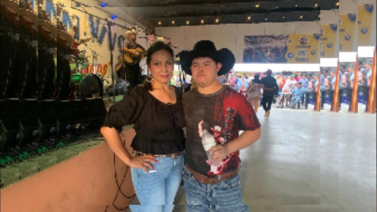 Ya Llegaron Los Tiburones del Norte a la Capitol Flea Market totalmente en vivo