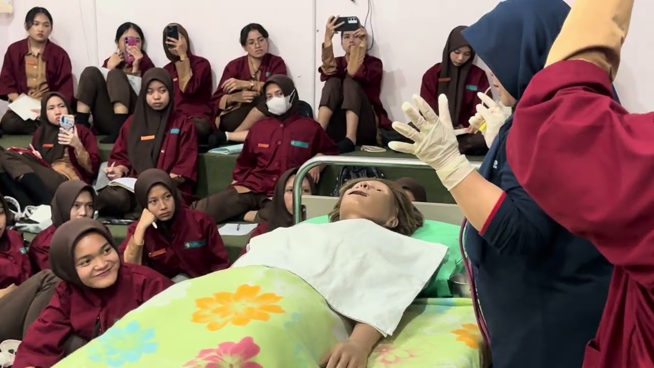 Pemasangan NGT (Praktik KDM)