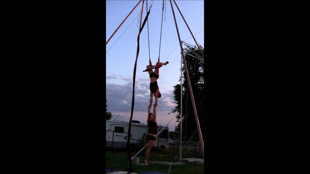 Imperial Flyers Circus double trap act