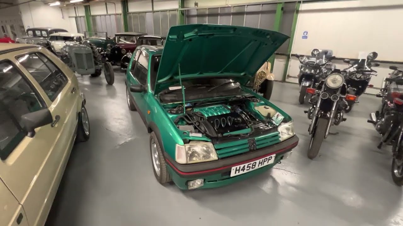 Peugeot 205 GTI 3.0 V6