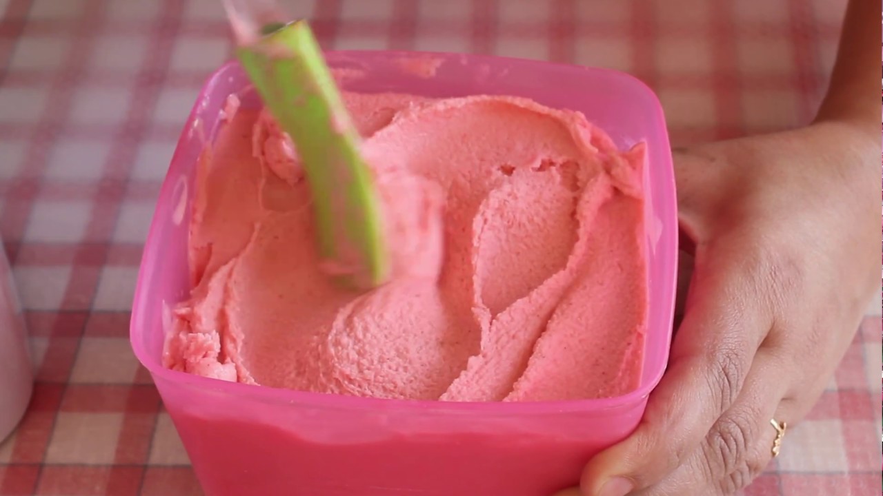 Strawberry Frozen Yogurt Recipe with Kitchenif Ice Cream Maker