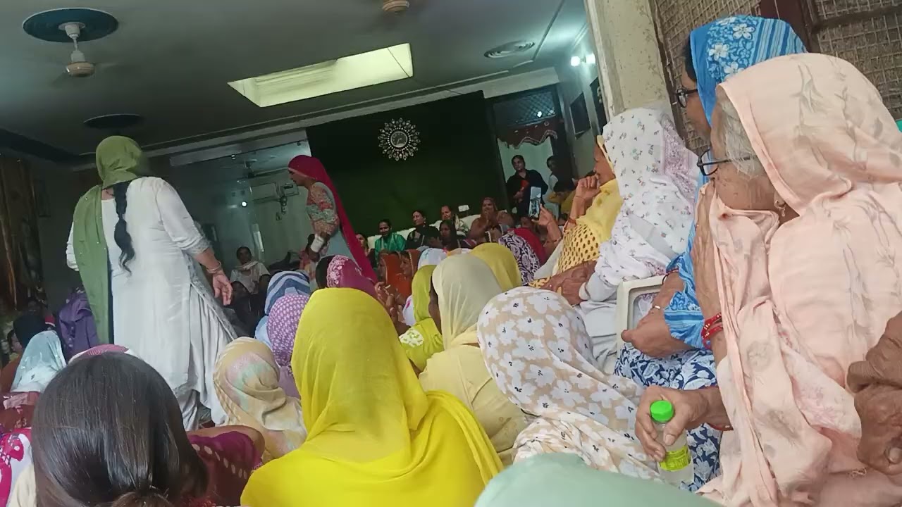 बेटा होने की खुशी मे गीत भजन।। 