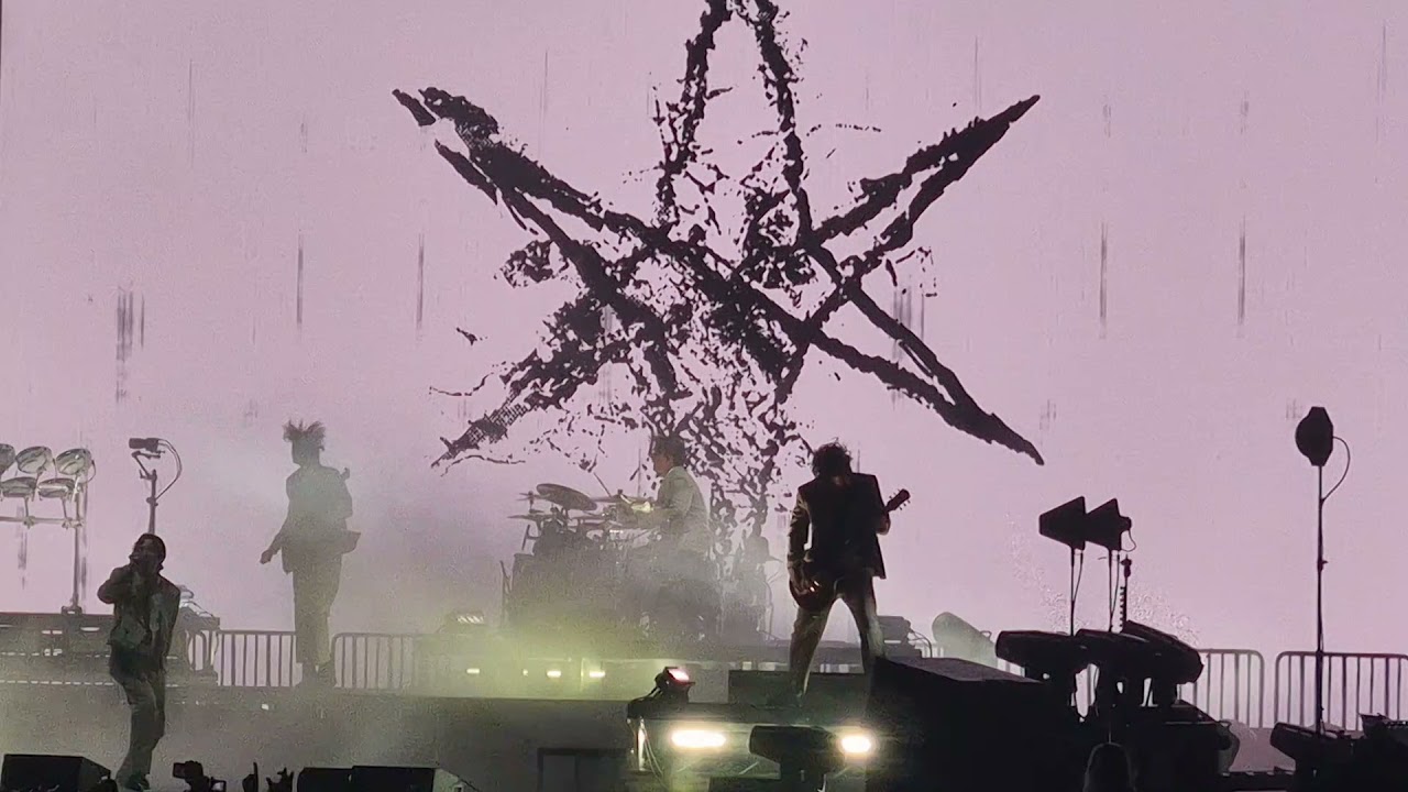 Teardrops (Opening) - Bring Me the Horizon @ SSE Hydro, Glasgow. 21 / 09 / 2021