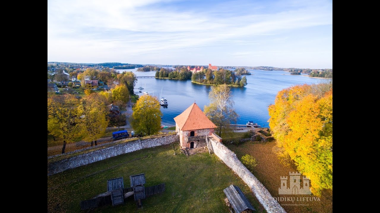 Trakų pusiasalio pilies liekanos