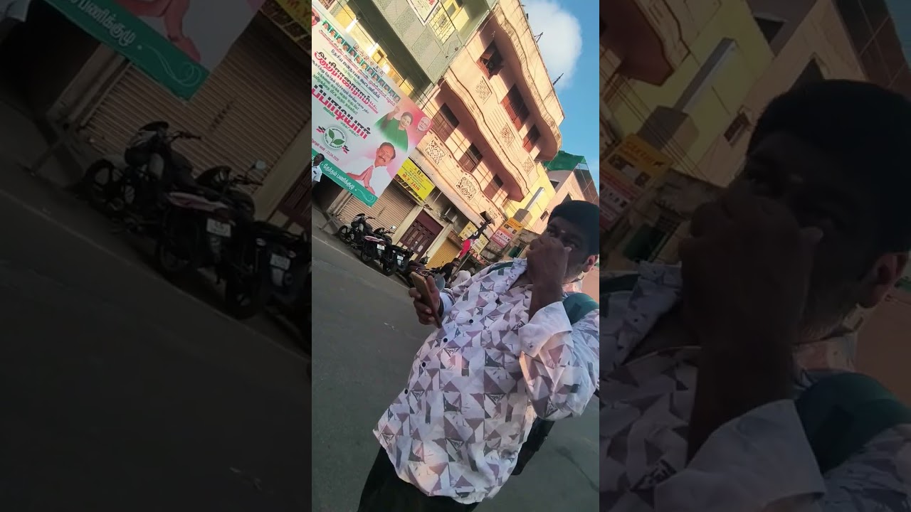 Баннеры с символикой митинга ADMK в Трипликане 09.04.2026