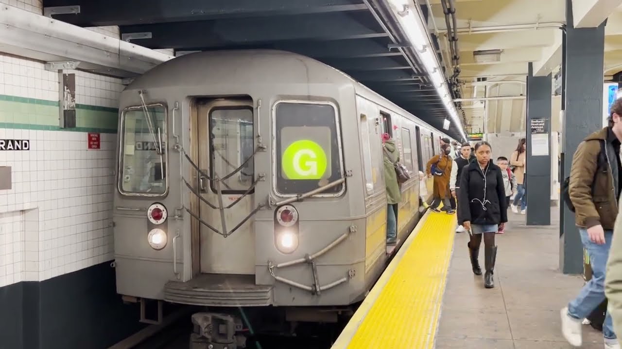 NYC Subway: Concourse R68s Operating on the (G) Line @ Bedford-Nostrand Aves (January 2025)