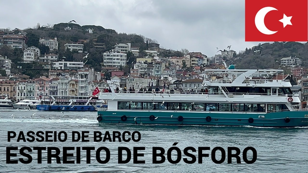 PASSEIO DE BARCO PELO ESTREITO DE BÓSFORO QUE DIVIDE DOIS CONTINENTES