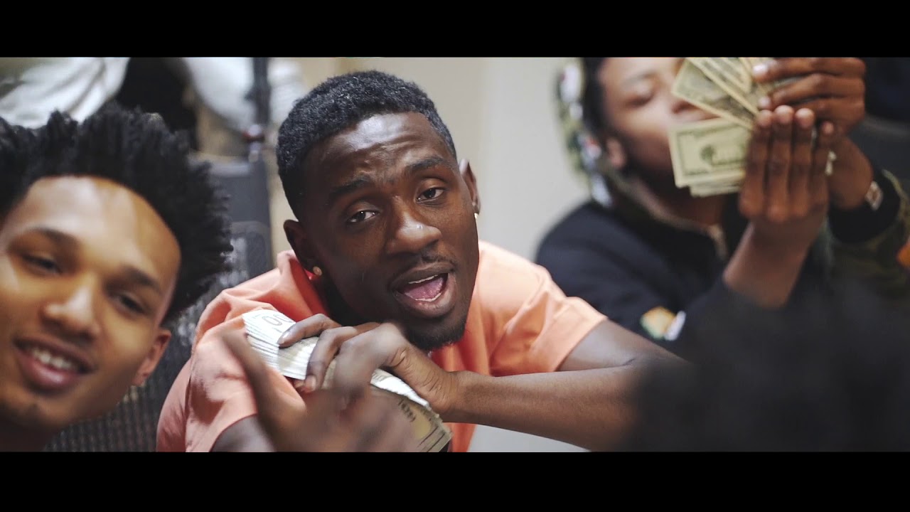 Mac Hefner Ft. Chicken P - Kitchen Talkin Prod. Emazon [Shot By @TeeGlazedIt]