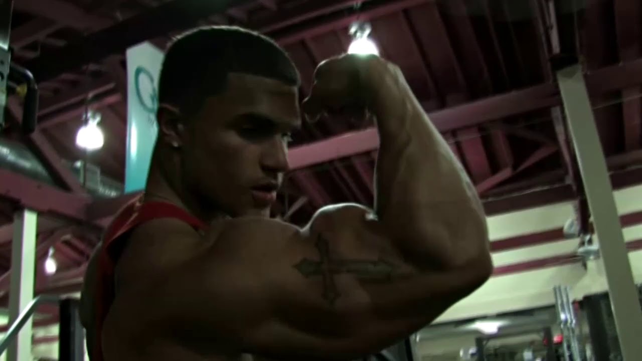 Raciel Castro has huge arms