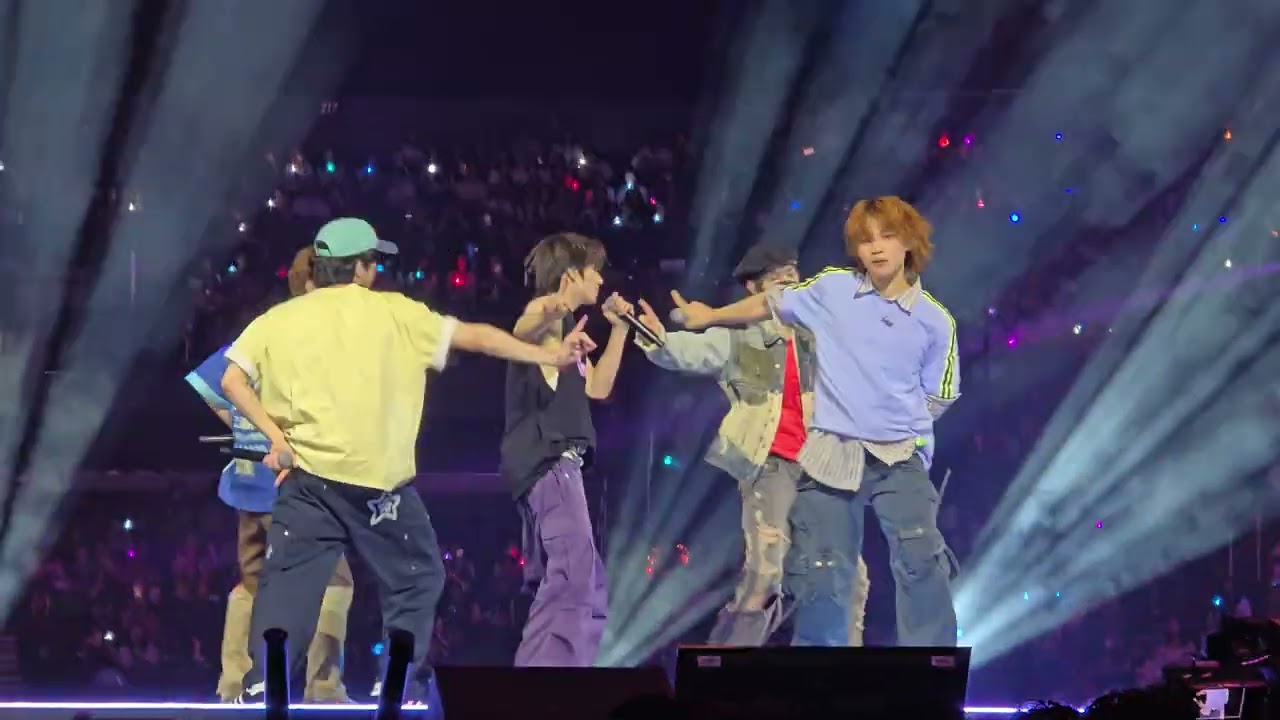KCON LA D2 - 07.27.24 - POW performs "Valentine" (fan cam)