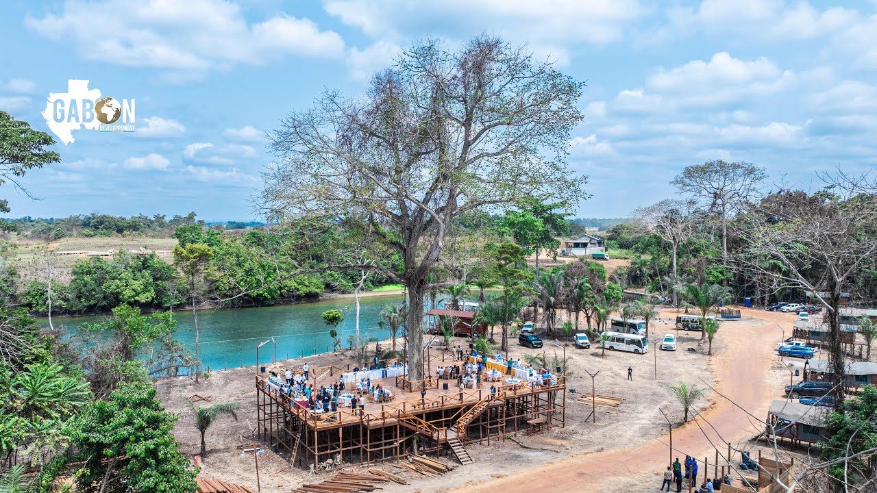 Gabon : Caravane touristique : De Tsamba-Magotsi au Lac Bleu, en passant par Mandilou et Mouila