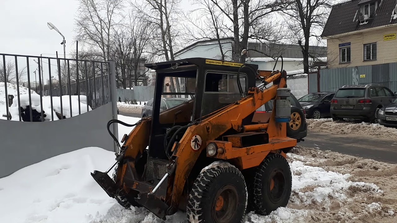 Погрузчик UNC 060 почему гнутся штоки.