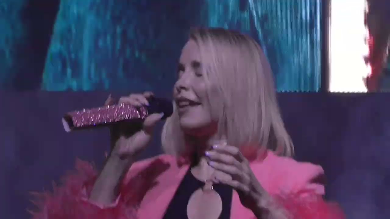 03 - QUE BONITO - SORAYA EN CASAR DE CACERES - 07/10/2022 - GIRA 2022