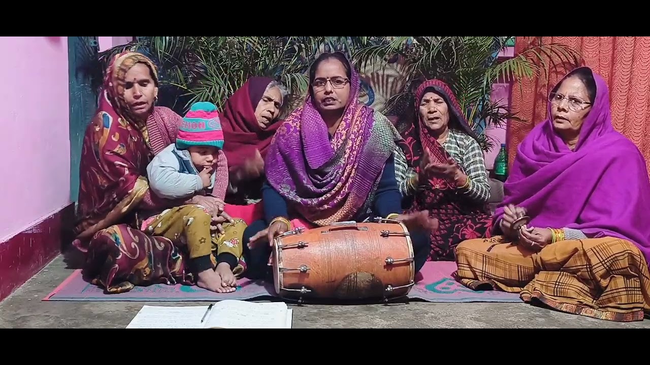नाच रहे भोले नाथ गोरा के संग पर्वत पर