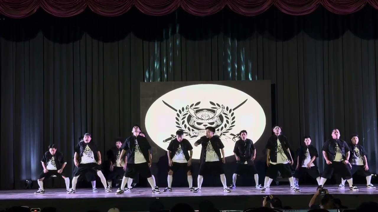 FRESH HOODZ // GIG RISE UP: CREW OVERLOAD 2025 CHAMPION