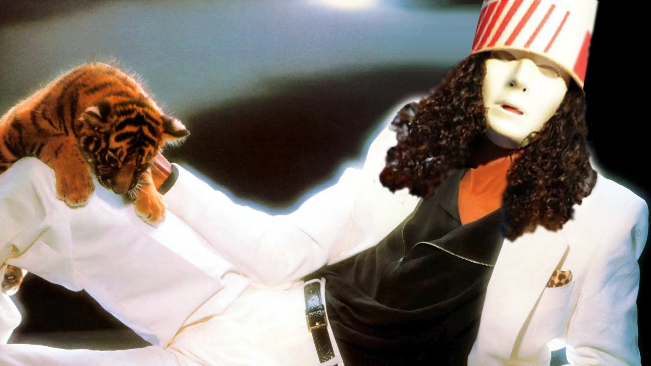 Buckethead wearing Michael Jacksons FACE!! 😂😲
